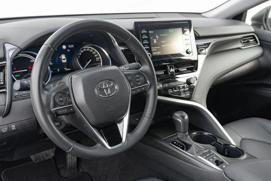 Toyota Camry 2.5 Hybrid