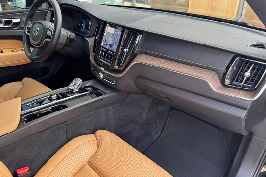 Volvo XC60 B5 B AWD Inscription