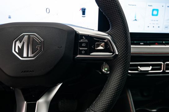 MG HS 1.5T HEV+ Exclusive aut