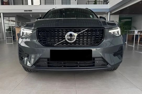 Volvo XC40 B3 Plus Dark