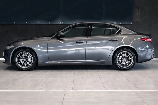 Alfa Romeo Giulia 2.0 Turbo