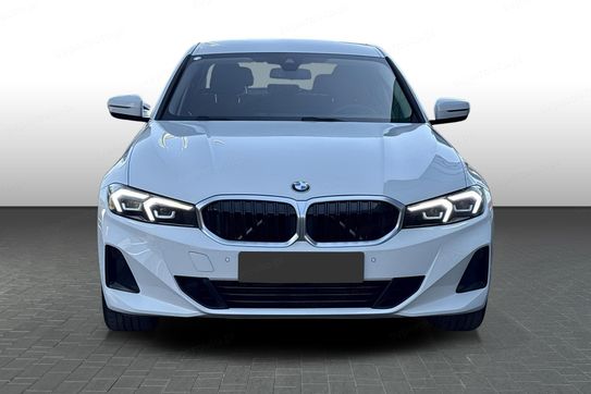 BMW Seria 3 318i