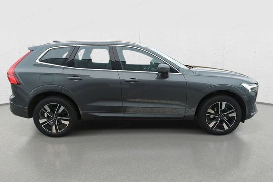 Volvo XC60 B5 B AWD Plus Dark aut