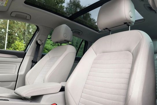 Volkswagen Passat 2.0 Tdi Elegance Dsg