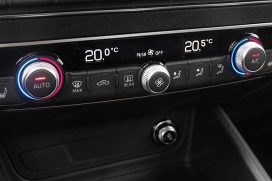 Audi Q2 35 TFSI S Line