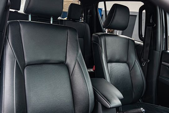 Toyota HiLux Double Cab Invincible