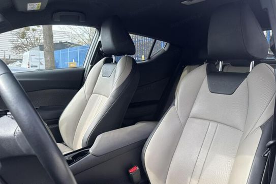Toyota C-HR Executive 1.8 Hybrid