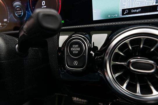 Mercedes CLA 250 4-Matic AMG Line