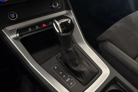 Audi Q3 35 TFSI mHEV S-Line S tronic