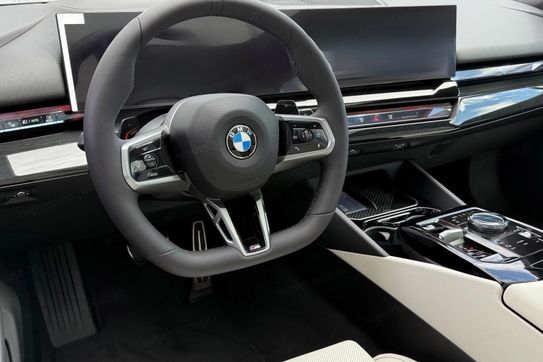 BMW Seria 5 520d xDrive M Sport