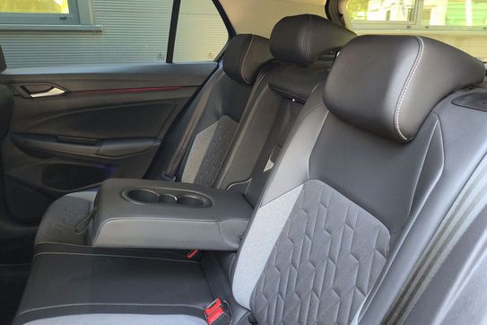 Volkswagen Golf TDI Life DSG
