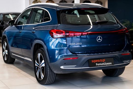 Mercedes EQA 250 66.5kWh Electric Art