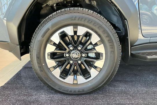 Toyota HiLux mHEV Double Cab Executive 4x4 aut