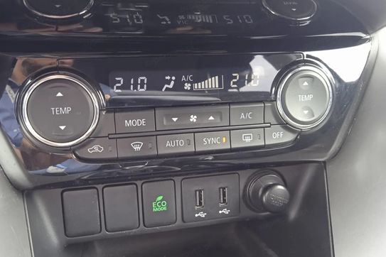 Mitsubishi Eclipse Cross 1.5 T GPF  Invite Plus CVT
