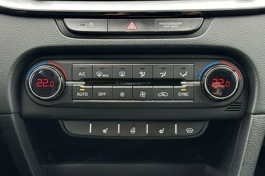 Kia Ceed 1.4 T-GDI L Business Line