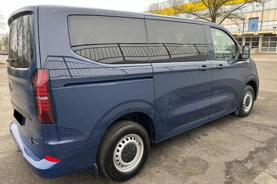 Volkswagen Transporter Kombi TDI L1H1