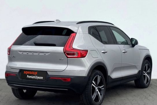 Volvo XC40 B3 Plus Dark