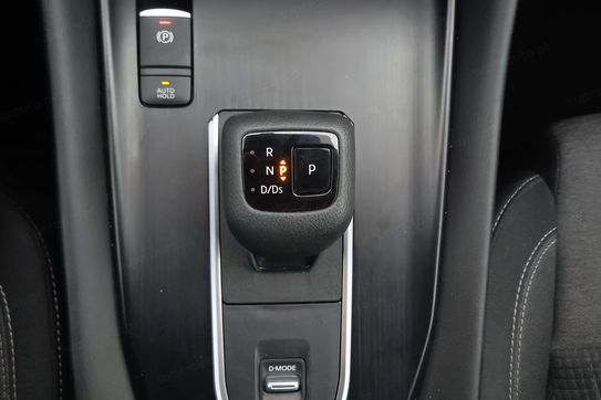 Nissan Qashqai 1.3 DIG-T N-Connecta Xtronic