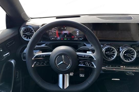Mercedes CLA 250 4-Matic AMG Line