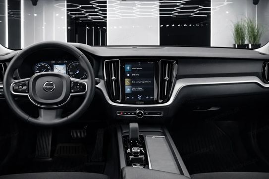 Volvo V60 B4 B Momentum Pro