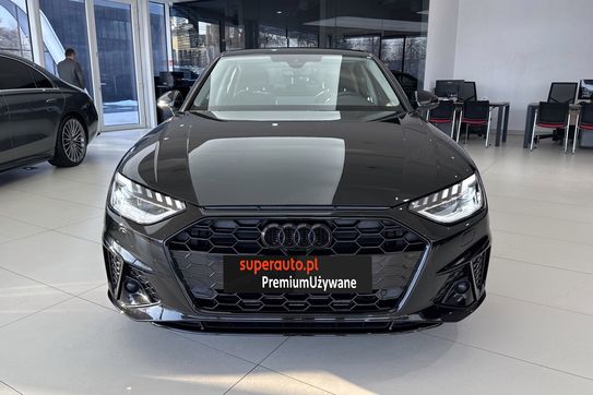 Audi A4 35 TFSI S Line