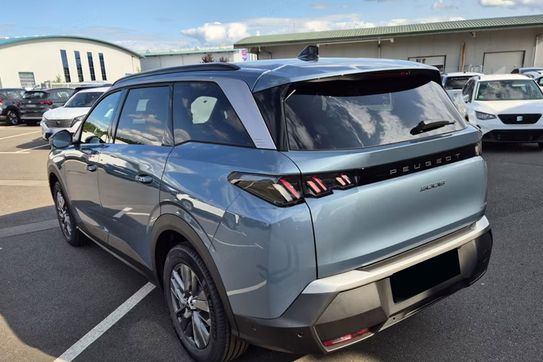 Peugeot 5008 Allure e-DCS6 1.2 mHEV