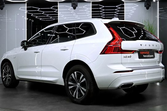Volvo XC60 T8 AWD Plug-In Hybrid Momentum aut