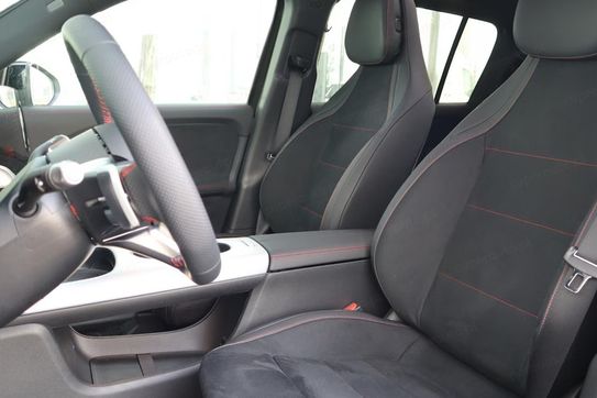 Mercedes GLB 250+ EQ AMG Line