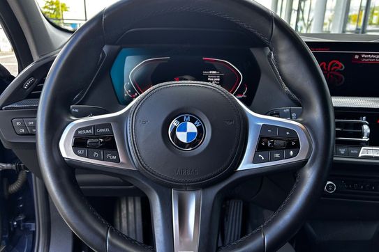 BMW Seria 1 118i Sport Line