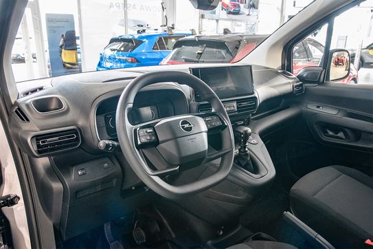 Opel Combo Van L2H1 Zabudowa Brygadowa