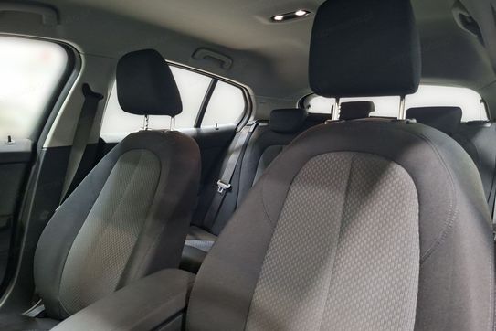 BMW Seria 1 118i