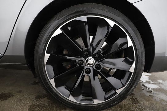 Skoda Superb 2.0 Tdi Scr 4X4 Sportline Dsg
