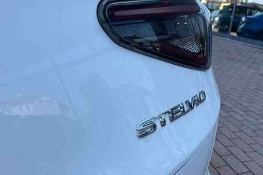 Alfa Romeo Stelvio 2.0 Turbo Veloce Q4