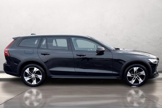 Volvo V60 Cross Country B4 D AWD Plus