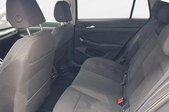 Volkswagen Golf VIII 1.5 TSI DSG