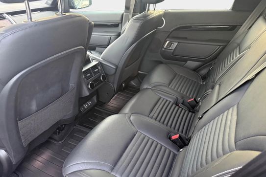 Land Rover Discovery D250 R-Dynamic S