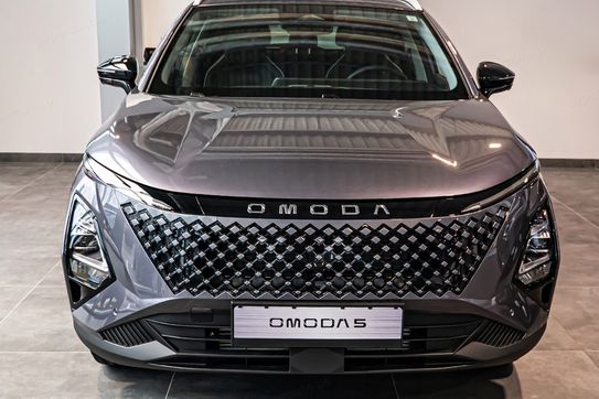 Omoda 5 1.5 T-GDI Hybrid Premium DHT