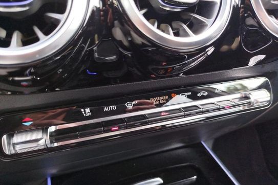 Mercedes GLA 200 AMG Line