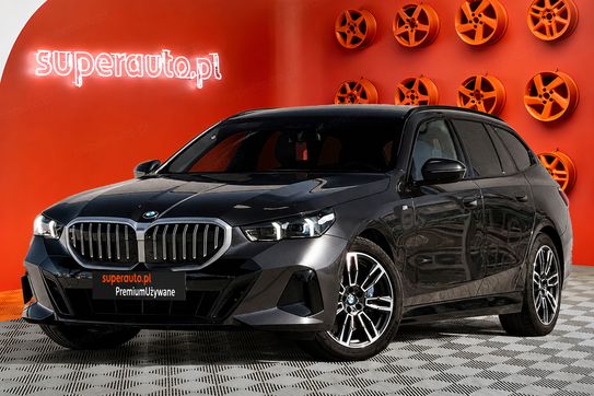 BMW Seria 5 Touring 540d xDrive M Sport