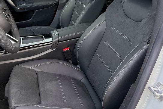 Mercedes CLA Shooting Brake 180 AMG Line