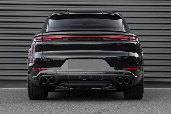 Porsche Cayenne Coupe Black Edition