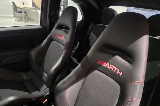 Abarth 500 695 Competizione
