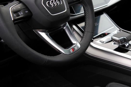 Audi Q7 50 TDI quattro S Line