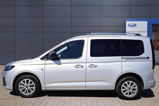 Ford Tourneo Connect L1H1 Titanium
