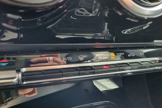 Mercedes CLA 200  Progressive