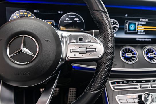 Mercedes Klasa E E 300 Coupe 2.0 9G-TRONIC