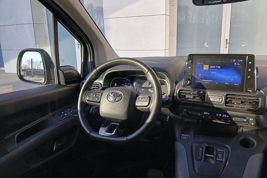 Toyota Proace City Verso Long L2H1 Family 8AT