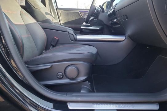Mercedes GLA 200 AMG Line