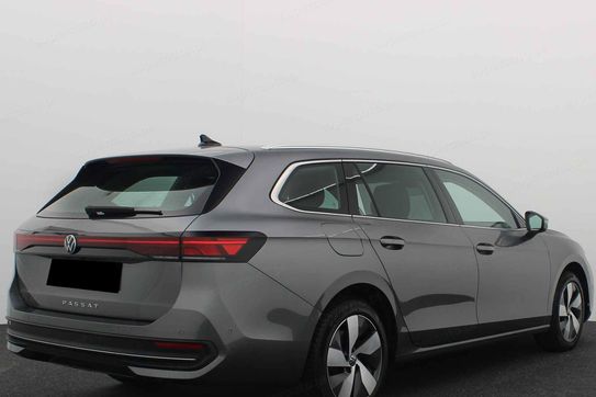 Volkswagen Passat Business Plus 1.5 TSI mHEV DSG