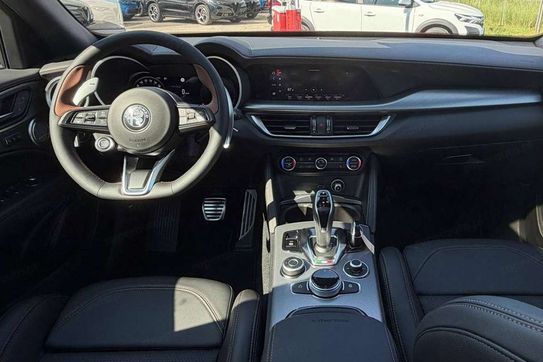 Alfa Romeo Stelvio Turbo Intensa Q4